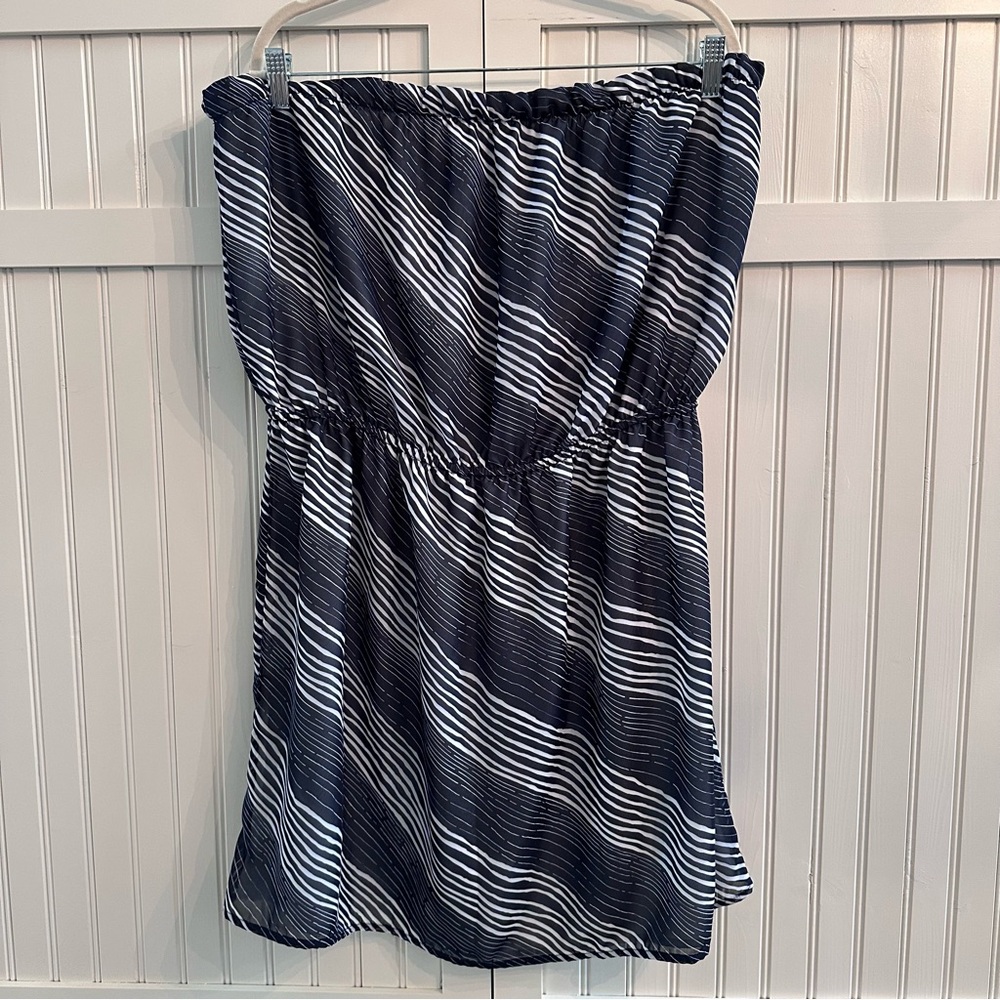 GAP Black and White Strapless Mini Dress
